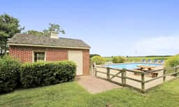 Thornton Estates - Beautiful Manor House Situated on 300+ acers - Timeless Elegance